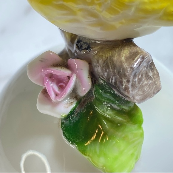 Vintage porcelain bell with yellow bird and music very unique - Picture 9 of 9